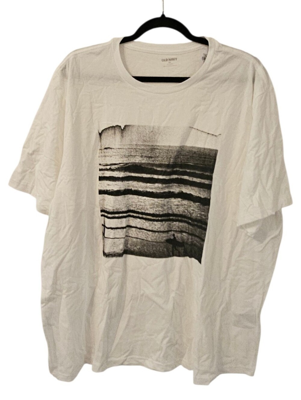 White and Grey Old Navy Men's Surf Graphic T-Shirt